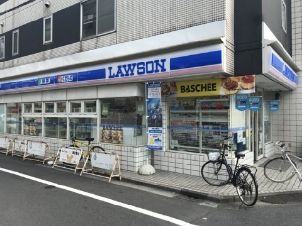 コンビニ　ローソン 世田谷三丁目店（コンビニ）まで211m