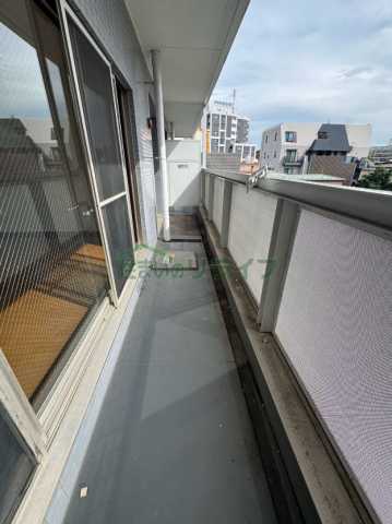 コリーヌ代官山の内装写真