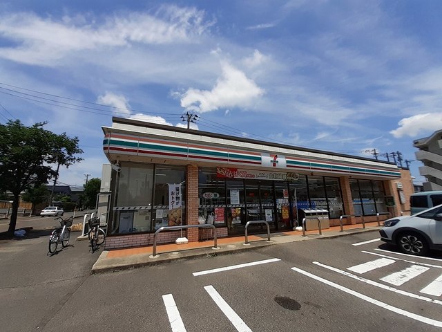 コンビニ　セブンイレブン新潟車場店（コンビニ）まで30m
