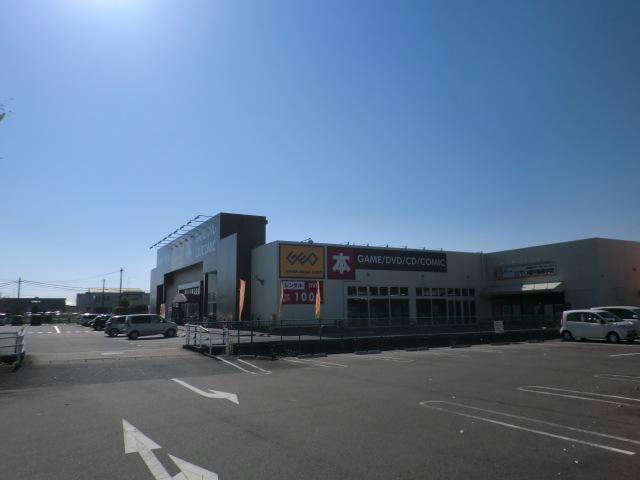 レンタルビデオ　ゲオ鈴鹿磯山店（レンタルビデオ）まで417m