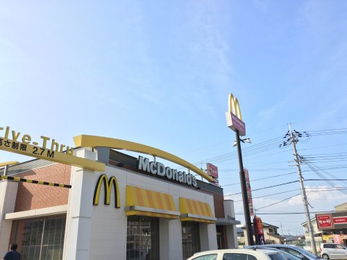 飲食店　マクドナルド（飲食店）まで614m