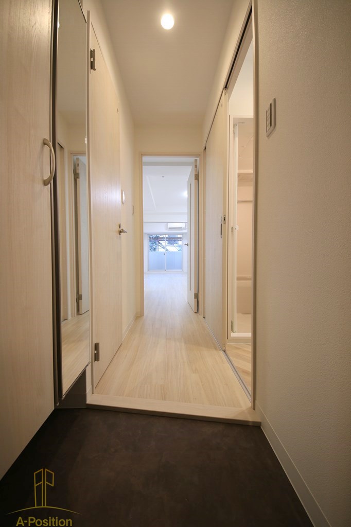 玄関　ACT DOORS 天六