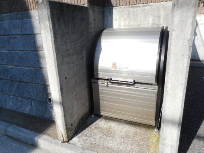 その他　入居者様専用ゴミストッカー