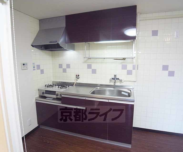 キッチン　大きく使いやすいキッチンです