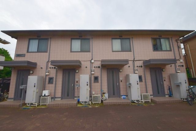 建物外観　★正面からもう1枚★
