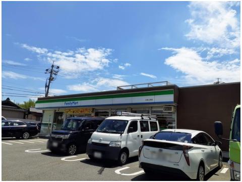 コンビニ　ファミリーマート 小牧上末店（コンビニ）まで3068m