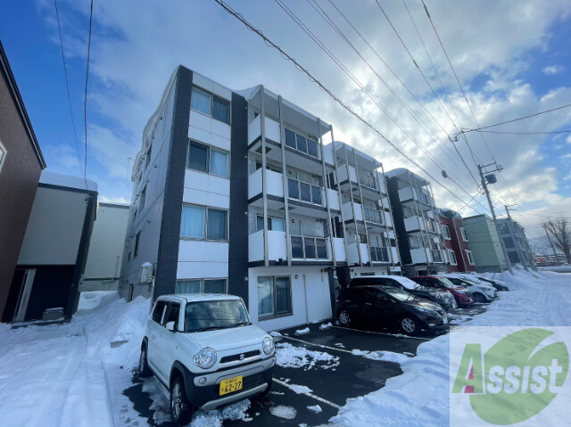 建物外観　札幌市中央区北１４条西「Ｋａｌｍｉａ桑園」