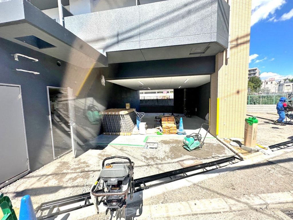駐車場　駐車場