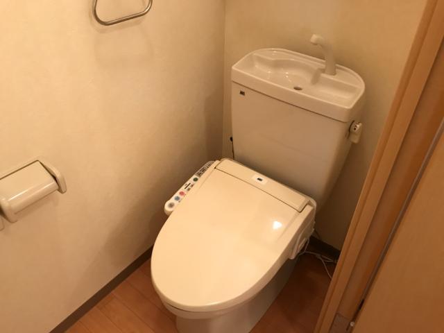 トイレ　シャワー付トイレ