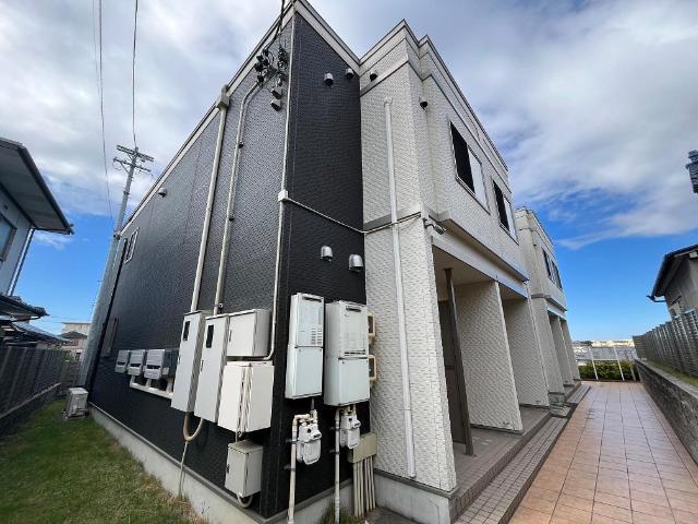 建物外観　外観写真（昼）