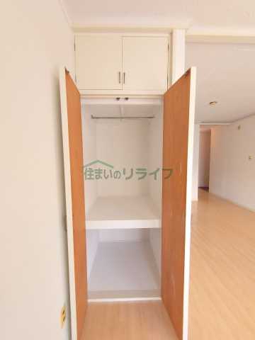 下北沢ロイヤルハイツの内装写真