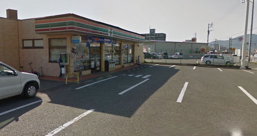 コンビニ　セブンイレブン 小倉くさみ店（コンビニ）まで337m