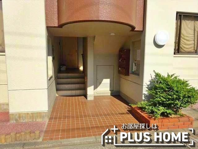 ＪＲ阪和線 紀伊中ノ島駅 徒歩15分 3階建 築42年の外観写真