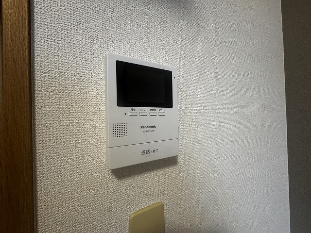 セキュリティ　モニター付きインターホン