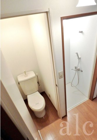 トイレ　トイレもきれいです