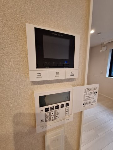 セキュリティ　★TVモニター付きインターホン・床暖房★