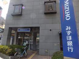 銀行　みずほ銀行深川支店（銀行）まで298m