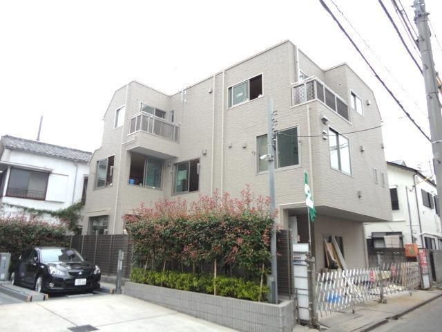 エントランス　★キレイな外観★