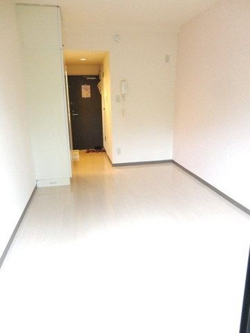 その他部屋・スペース　★収納付いて使いやすい形の部屋★