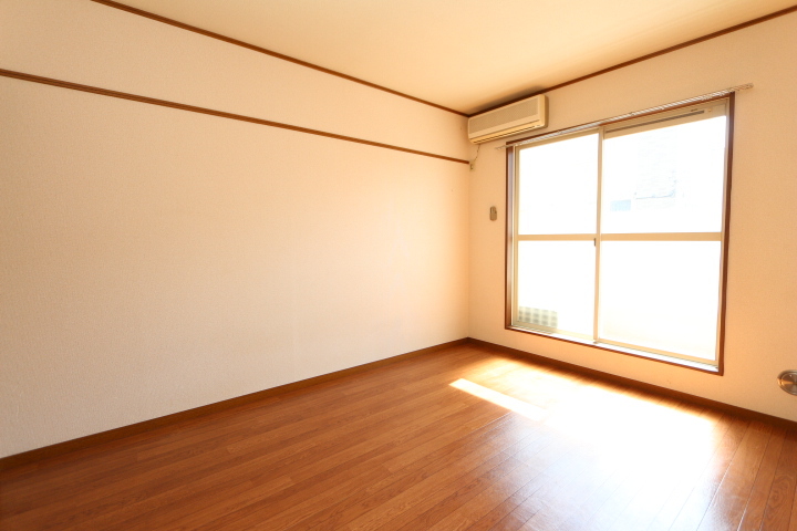 居室・リビング　※別部屋写真※