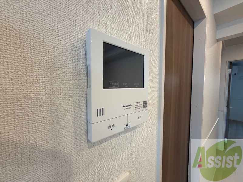 セキュリティ　ＴＶモニター付インターホンです。来客者の顔が見えるので安心！