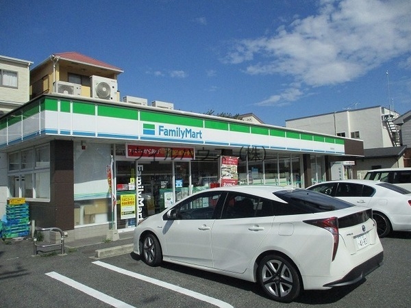 コンビニ　ファミリーマート京屋西湊店（コンビニ）まで1551m