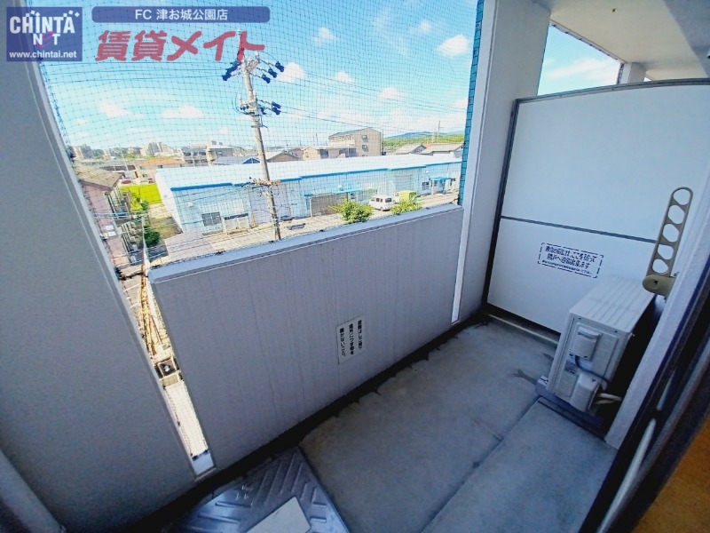 バルコニー　同物件別部屋の参考写真