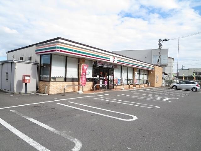 コンビニ　セブン-イレブン 津田町4丁目店（コンビニ）まで1020m