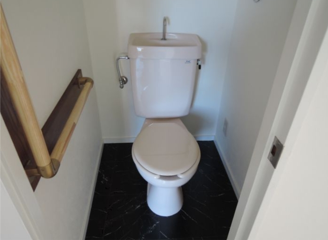 フジコーポ大谷のトイレ写真