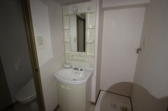 洗面設備　※別部屋の写真です