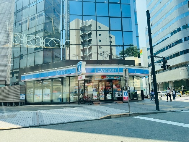 コンビニ　ローソン立川曙橋店（コンビニ）まで213m