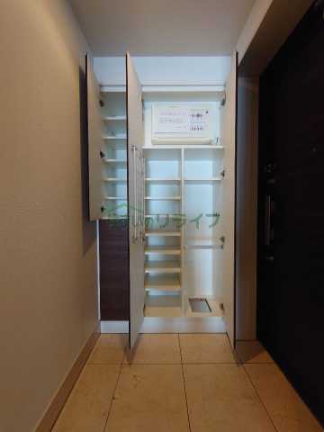 収納　別部屋の参考写真で御座います。
