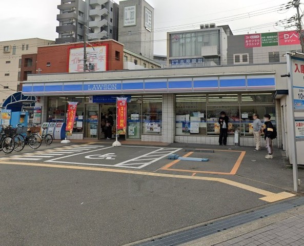 コンビニ　ローソン　阪急茨木市駅南店（コンビニ）まで245m