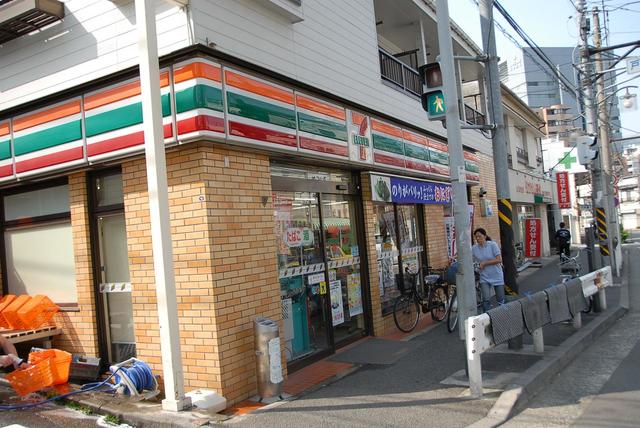 コンビニ　セブンイレブン横浜戸部店（コンビニ）まで386m