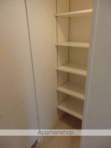 コローレ知事公館前のその他写真