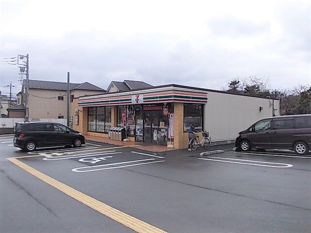 コンビニ　セブンイレブン所沢山口店（コンビニ）まで850m