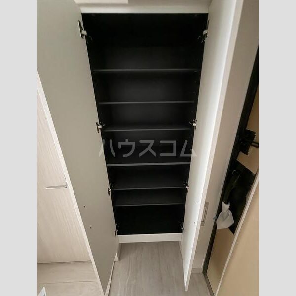 S-RESIDENCE江坂focalの玄関写真