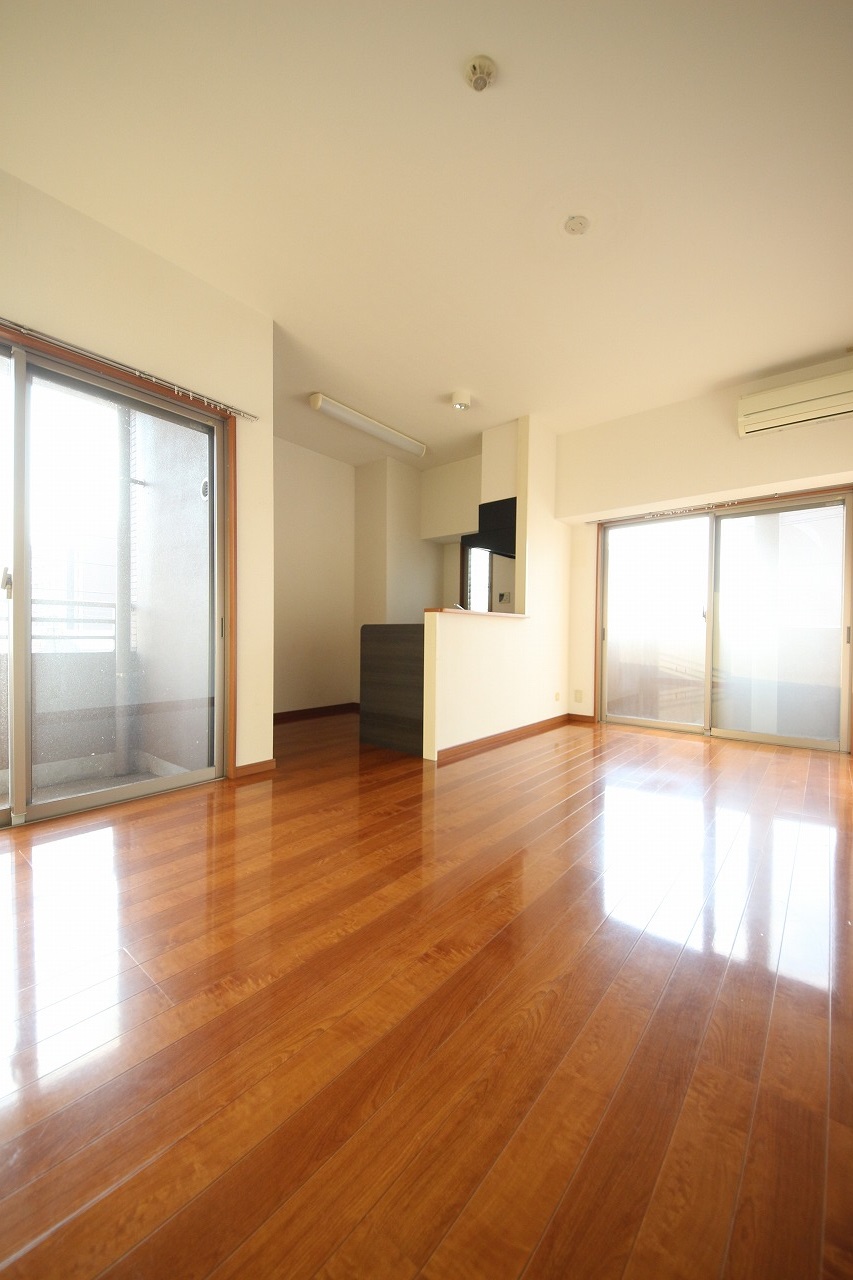居室・リビング　※写真は同タイプの別部屋です（以下同）※