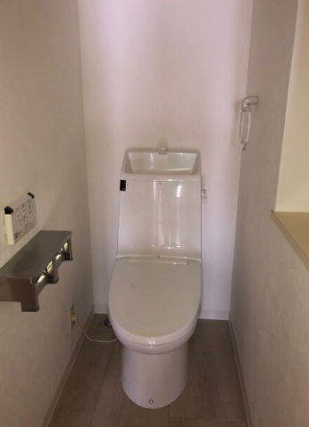小田急線 柿生駅 徒歩1分 6階建 築28年のトイレ写真