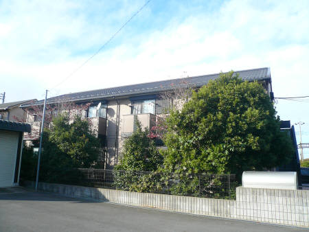 建物外観　２階建