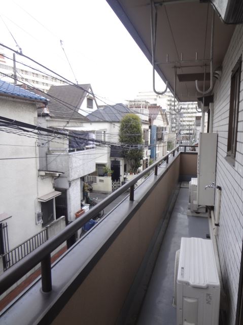 ＪＲ宇都宮線 尾久駅 徒歩10分 3階建 築40年の内装写真
