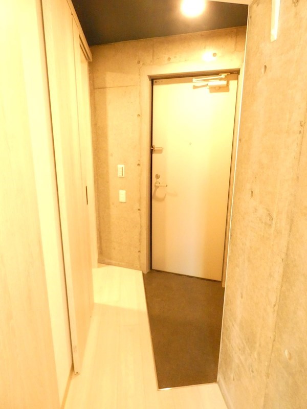 ＪＲ常磐線 亀有駅 徒歩9分 5階建 築6年の玄関写真
