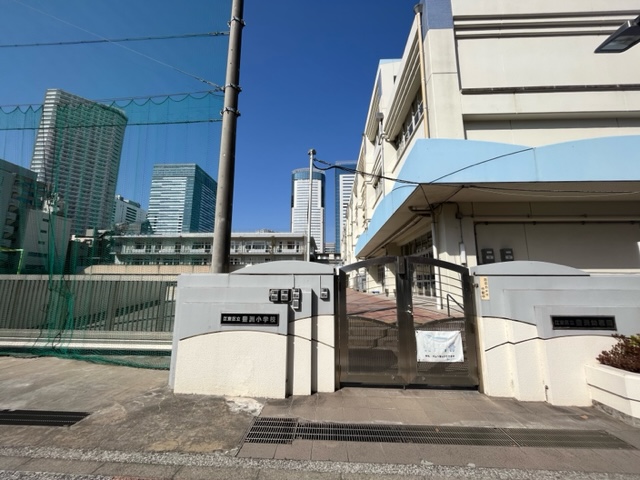小学校　江東区立豊洲小学校（小学校）まで59m