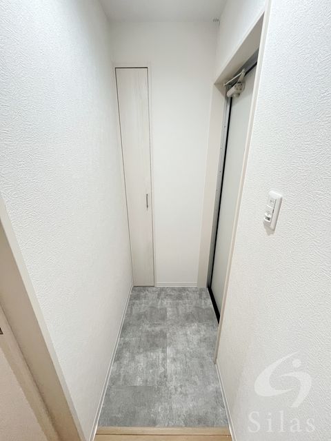 ＪＲ福知山線 塚口駅 徒歩13分 3階建 築1年の玄関写真
