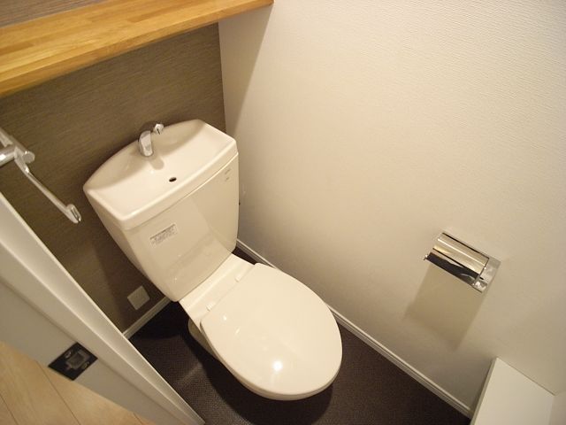 トイレ　トイレ