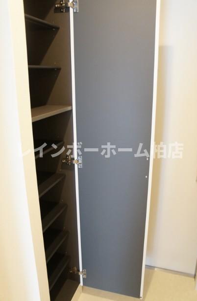 玄関　シンプルで使いやすい玄関です