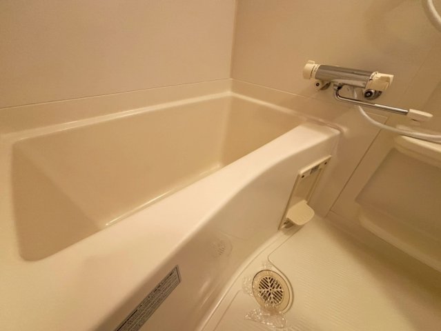 バス・シャワールーム　詳細は、RISUMO江坂本店までお問合せください♪