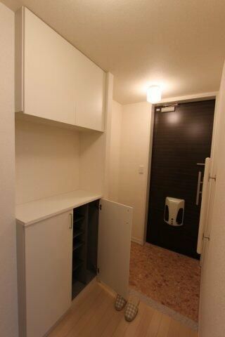 アルクスナバタ一番町の玄関写真