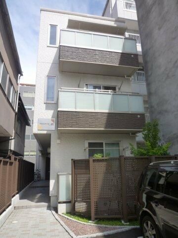 アルクスナバタ一番町の居間写真
