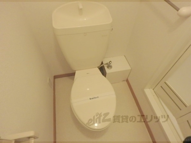 プレジール春日のトイレ写真